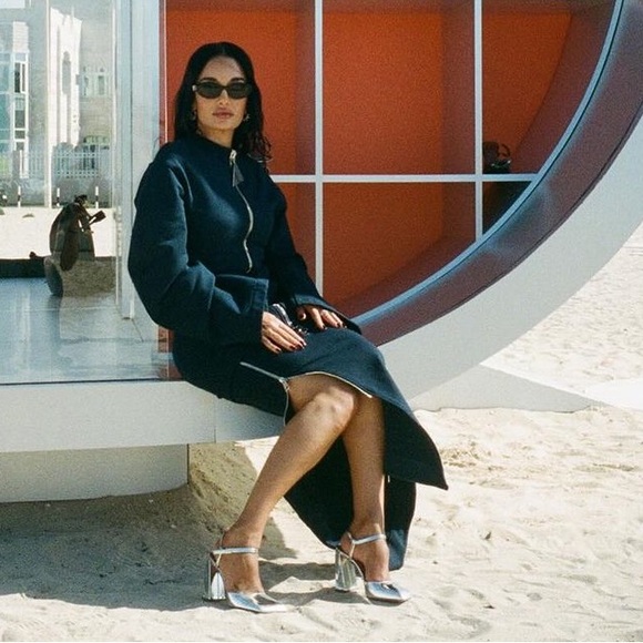 🔥NEW AMINA MUADDI Charlotte Pump Mirror Silver as seen on Amina❤️ - Picture 9 of 16